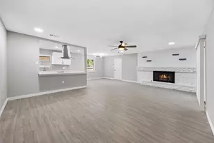 600 N Young Blvd, DeSoto, TX 75115 - Photo 6