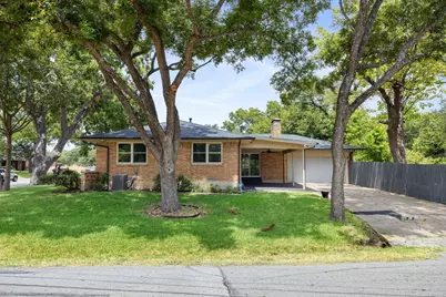 600 N Young Boulevard, DeSoto, TX 75115 - Photo 32