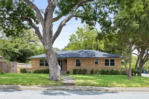 600 N Young Blvd, DeSoto, TX 75115 - Photo 1