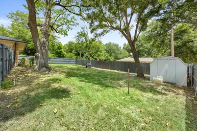 600 N Young Boulevard, DeSoto, TX 75115 - Photo 28