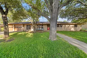 311 S College Ave, Troy, TX 76579 - Photo 1