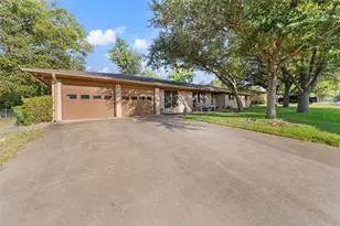311 S College Ave, Troy, TX 76579 - Photo 30
