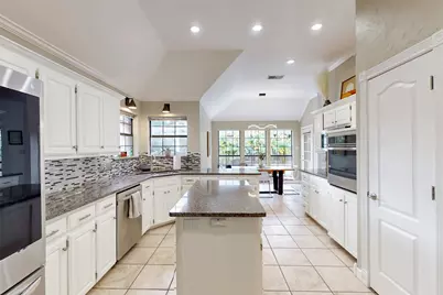 432 Shelby Drive, Burleson, TX 76028 - Photo 14