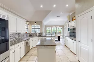 432 Shelby Dr, Burleson, TX 76028 - Photo 14