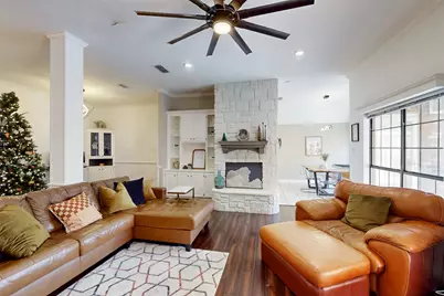 432 Shelby Drive, Burleson, TX 76028 - Photo 6