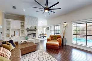 432 Shelby Dr, Burleson, TX 76028 - Photo 4