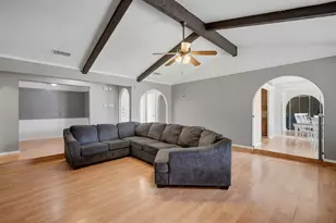 4633 Saldana Dr, Fort Worth, TX 76133 - Photo 8