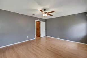 4633 Saldana Dr, Fort Worth, TX 76133 - Photo 16