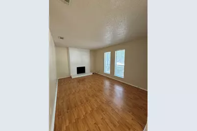 7004 Lincoln Drive, North Richland Hills, TX 76182 - Photo 2