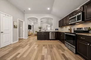 2433 56th St, Dallas, TX 75241 - Photo 12