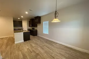 2202 Jones St, Greenville, TX 75401 - Photo 2
