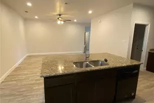 2202 Jones St, Greenville, TX 75401 - Photo 10