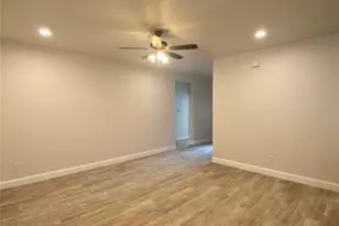 2202 Jones St, Greenville, TX 75401 - Photo 12
