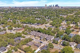 1216 E Powell Ave, Fort Worth, TX 76104 - Photo 16
