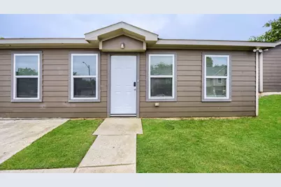 1216 E Powell Avenue, Fort Worth, TX 76104 - Photo 4
