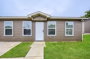 1216 E Powell Ave, Fort Worth, TX 76104 - Photo 4