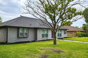 1922 Camden Way, Carrollton, TX 75007 - Photo 4