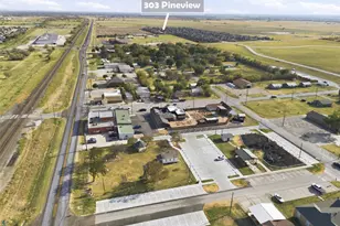 303 Pineview Ln, Ponder, TX 76259 - Photo 34