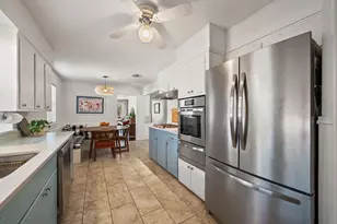 8430 Sweetwater Dr, Dallas, TX 75228 - Photo 6