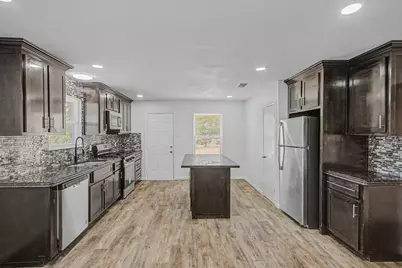 1209 Grinnell Street, Dallas, TX 75216 - Photo 8