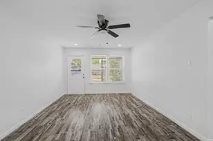 1209 Grinnell St, Dallas, TX 75216 - Photo 4