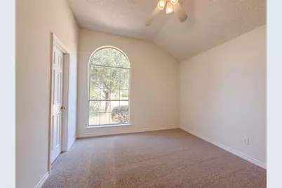 2915 Olympia Drive, Grand Prairie, TX 75052 - Photo 16