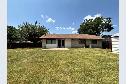930 Briar Way, Garland, TX 75043 - Photo 2