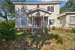501 E Duval St, Troup, TX 75789 - Photo 1