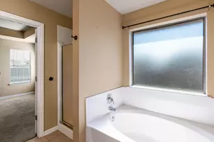 2210 Kaitlyn Cir, Caddo Mills, TX 75135 - Photo 12