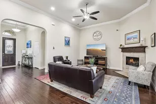 620 Cross Creek Dr, Waxahachie, TX 75167 - Photo 4