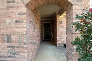1331 Newton Dr, Cedar Hill, TX 75104 - Photo 2