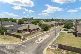 10333 Condor Loop, Waco, TX 76708 - Photo 32
