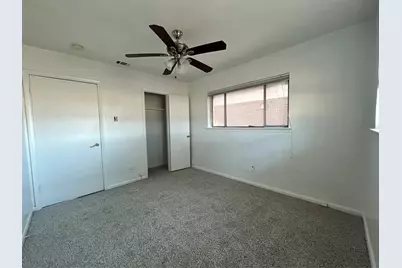220 Texas Street, Cedar Hill, TX 75104 - Photo 6