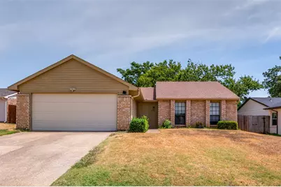 2602 Knoll Trail, Euless, TX 76039 - Photo 1