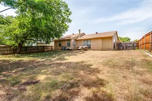 2602 Knoll Trail, Euless, TX 76039 - Photo 22