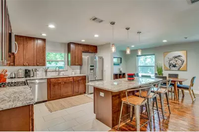 2824 W Kiest Boulevard, Dallas, TX 75233 - Photo 8