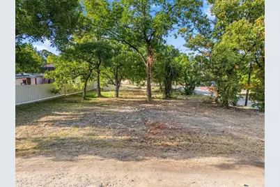 2501 E Vickery Boulevard, Fort Worth, TX 76105 - Photo 16