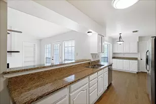 2825 Windsor Dr, Flower Mound, TX 75028 - Photo 12