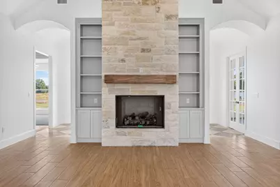 129 Heritage Springs Drive, Weatherford, TX 76087 - Photo 8