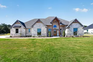 129 Heritage Springs Dr, Weatherford, TX 76087 - Photo 2
