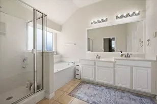 8821 Mallory Ct, Waxahachie, TX 76065 - Photo 6