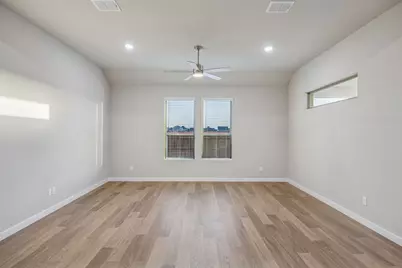 801 Edgehurst Drive, Princeton, TX 75071 - Photo 12