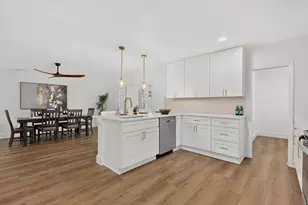 516 Clover Ln, Garland, TX 75043 - Photo 12