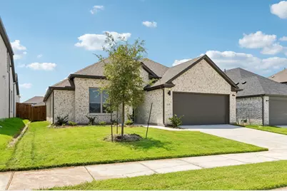 707 Edgehurst Drive, Princeton, TX 75071 - Photo 4