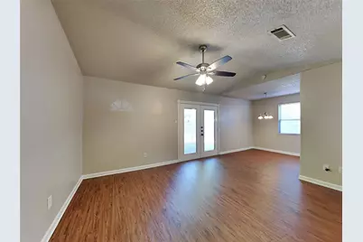 900 Cannon Drive, Euless, TX 76040 - Photo 2