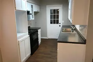 900 Cannon Dr, Euless, TX 76040 - Photo 6