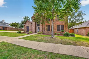 5002 Petersburg Dr, Rowlett, TX 75088 - Photo 2