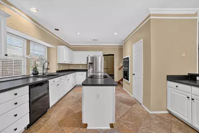 5002 Petersburg Drive, Rowlett, TX 75088 - Photo 8