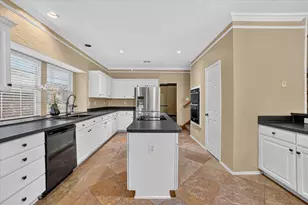 5002 Petersburg Dr, Rowlett, TX 75088 - Photo 8