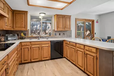 1105 Wood Creek Circle, Flower Mound, TX 75028 - Photo 10